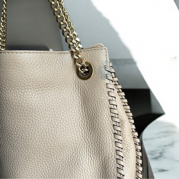 Michael Kors Whipped Chelsea Shoulder Bag - Picture 16 of 16